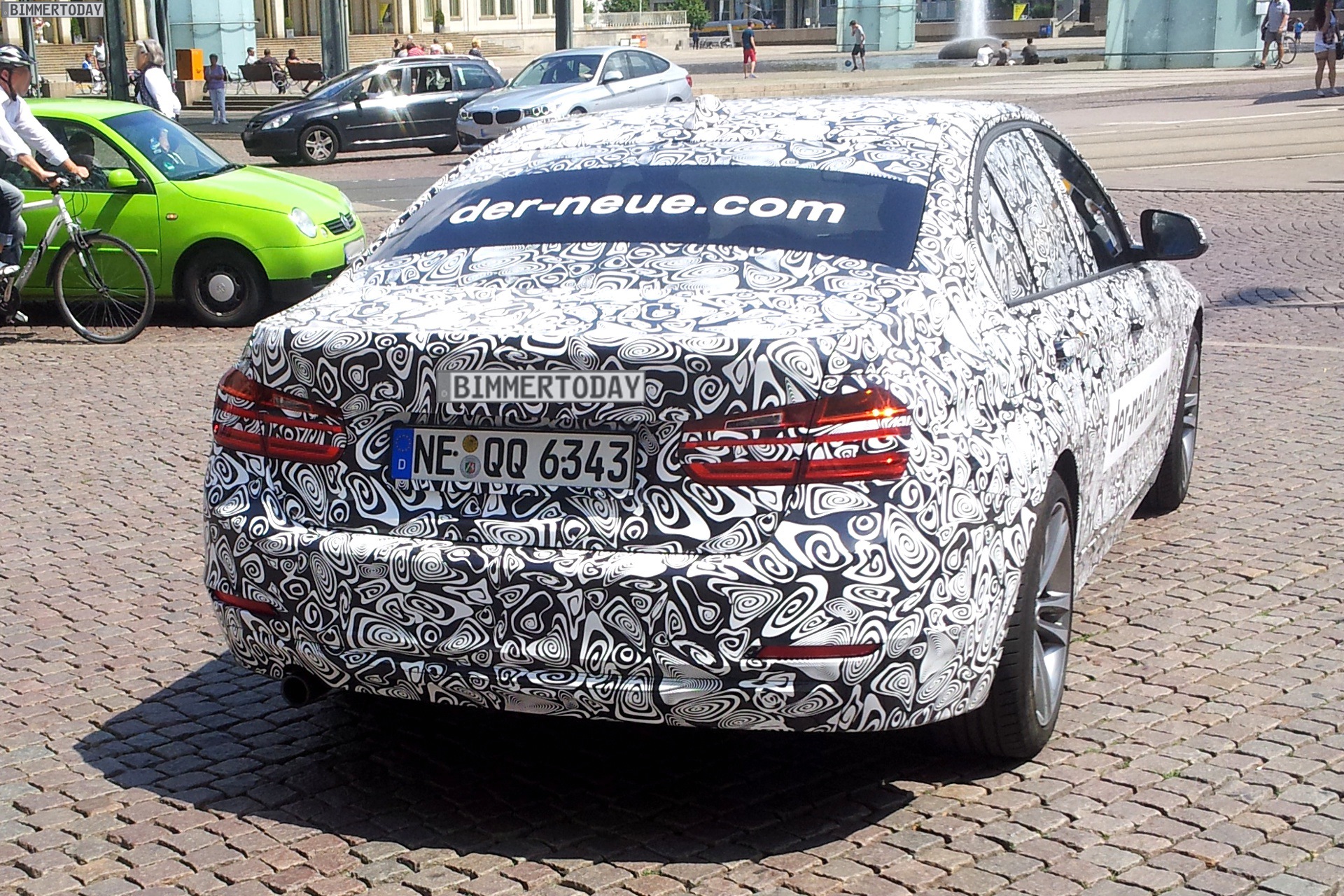 Jaguar XE Werbung BMW 3 er Der Neue com 03