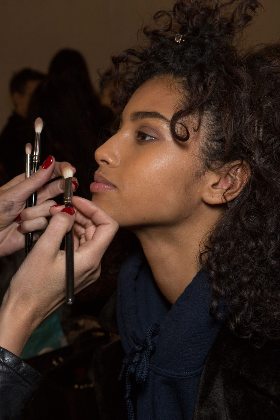Anna Sui Fall 2015 Backstageimaan 3