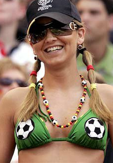 85267 2010 world cup babes 6 123 597 lo