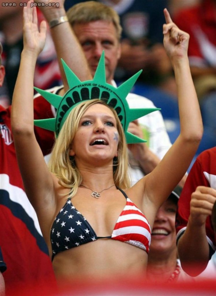 85280 2010 world cup babes 12 a 123 344 lo